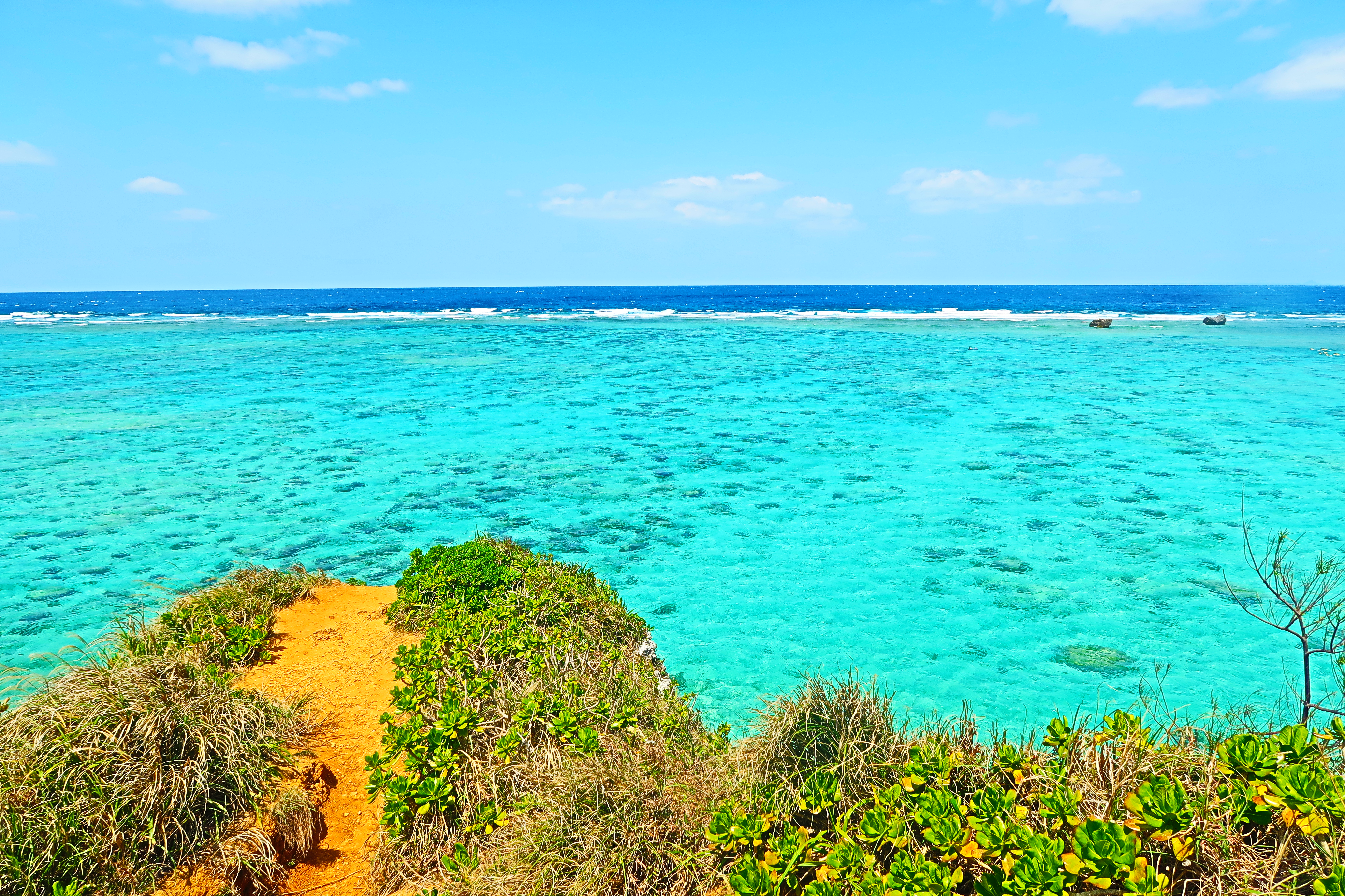 沖縄のサーフィンは潮が満ちいている時しかできない？なぜ？