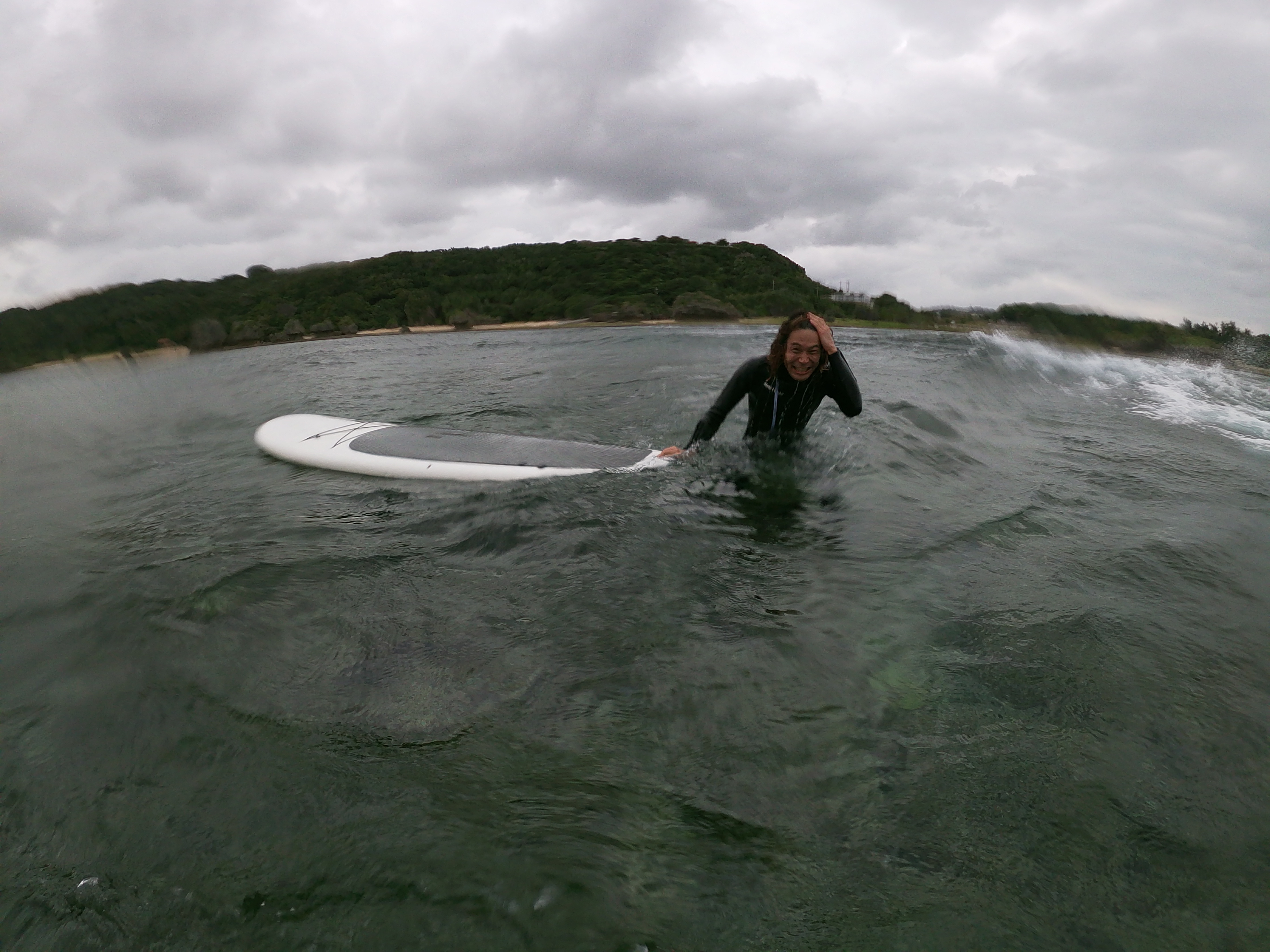 沖縄で初サーフィン！憧れてたけど、勇気が出なくて…そんな方が初挑戦！