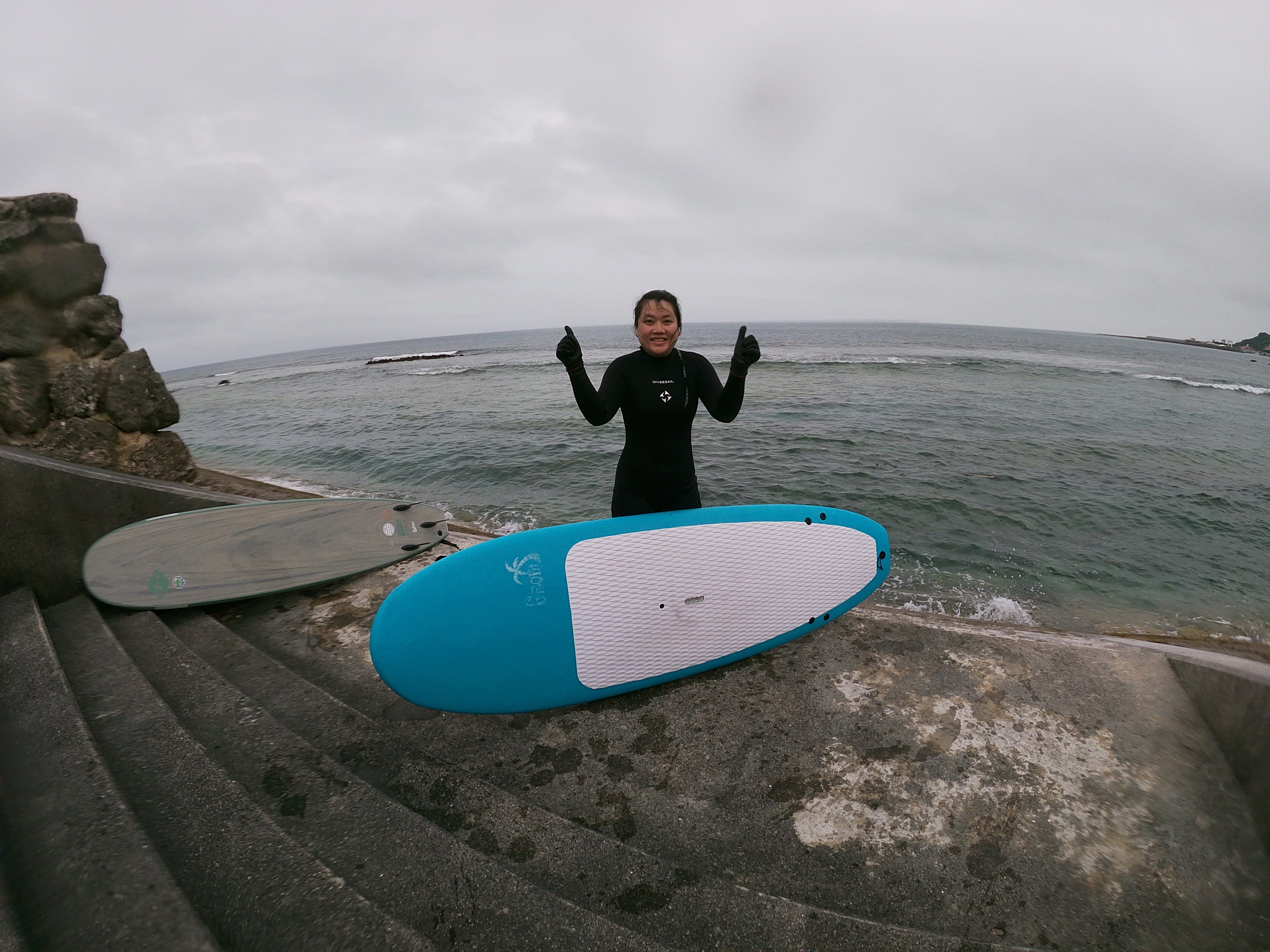中国から沖縄旅行で初サーフィンデビュー！楽しんで頂きました！