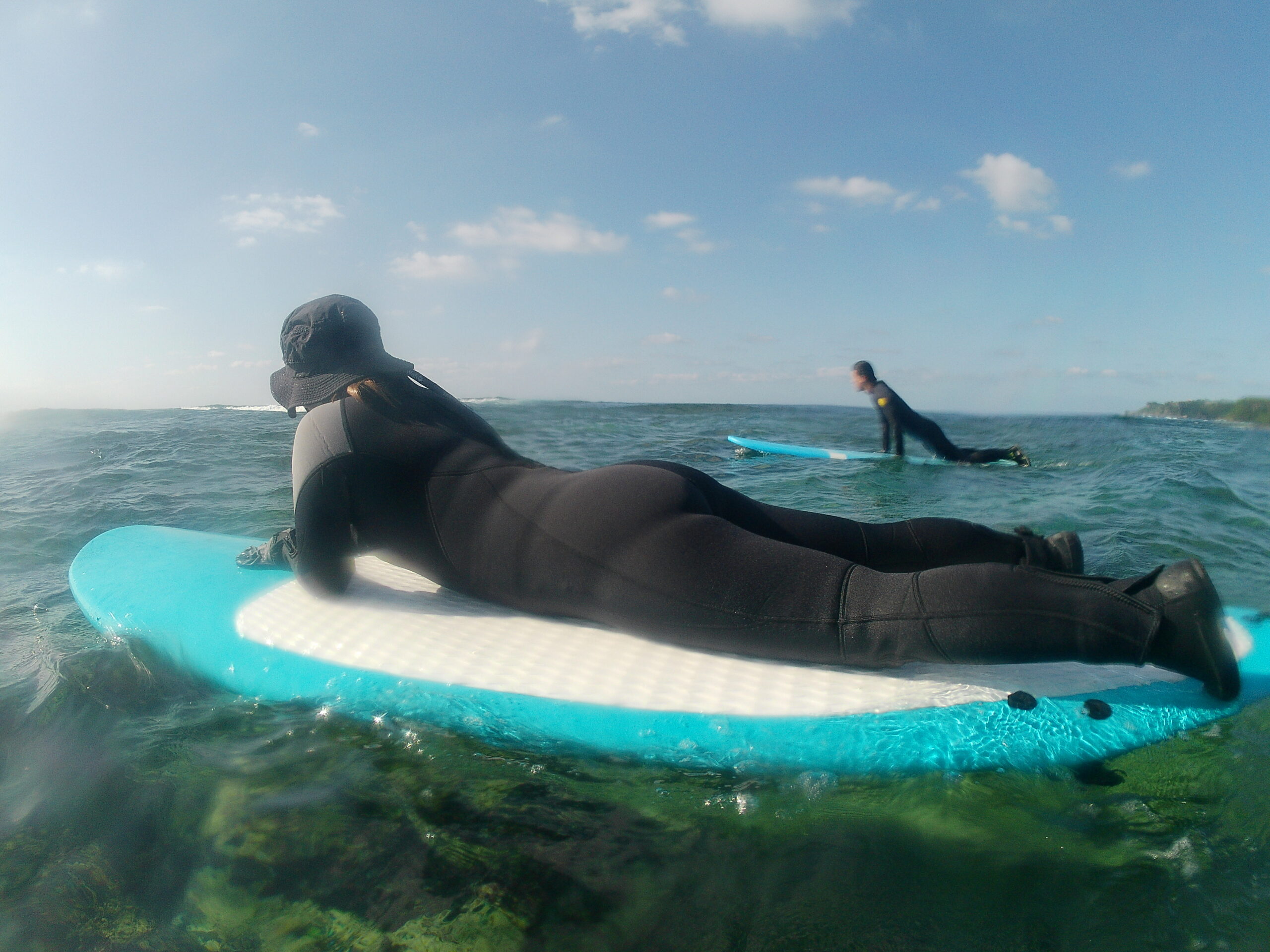 沖縄旅行！夫婦でサーフィンリベンジ！4月の小波を楽しむ！